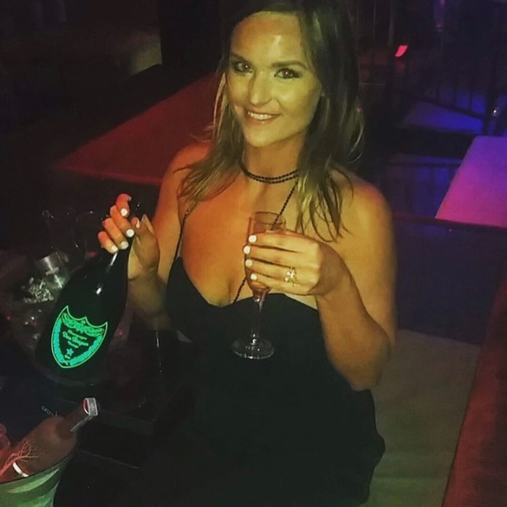 Meet your Posher, Alexis